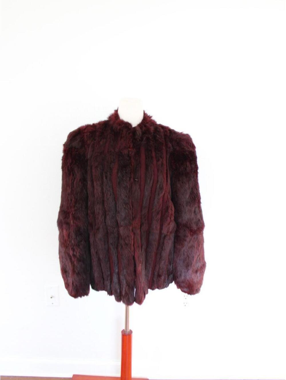 Vintage Jacques Aran burgundy real fur coat. Size L